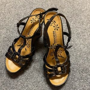 Kenneth Cole reaction wedge sandal